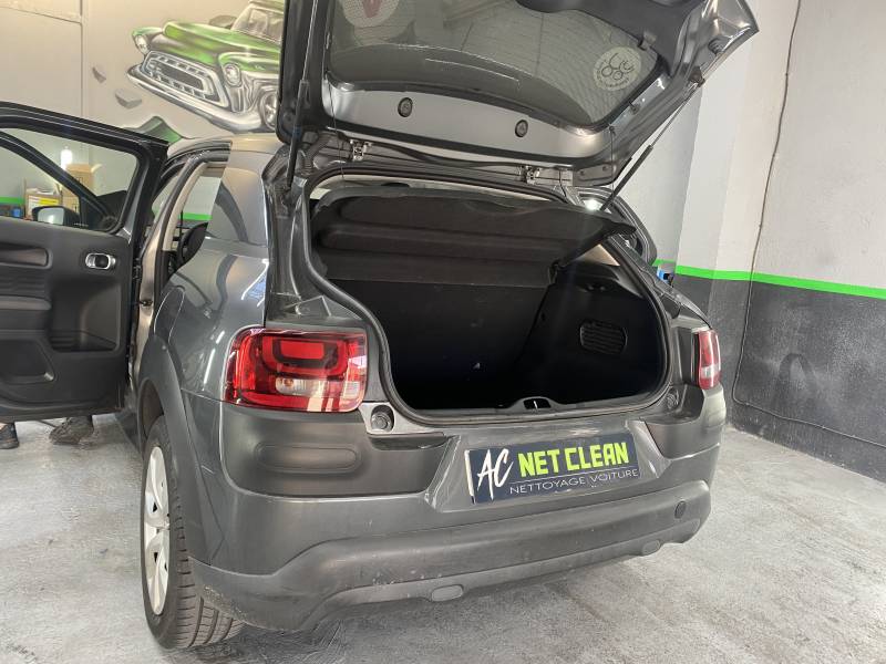 Nettoyage professionnel voiture var vapeur 